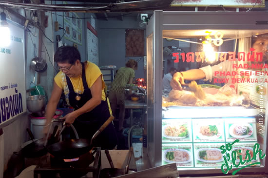 Soi 38, Bangkok. Street food
